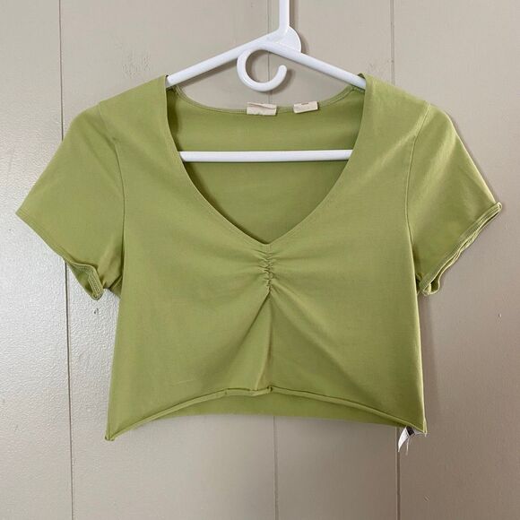 Levi’s Green Ruched Front Crop Top Women’s Small Short Sleeve Stretch Tee - Picture 1 of 6